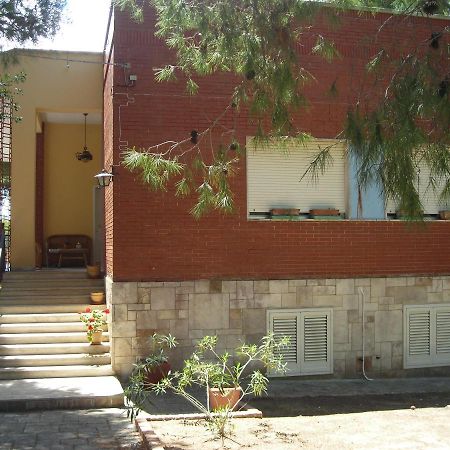 B&B San Salvador Санта-Мария-аль-Баньо Экстерьер фото