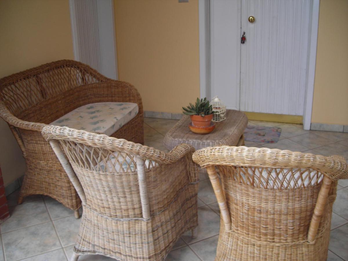 B&B San Salvador Санта-Мария-аль-Баньо Экстерьер фото